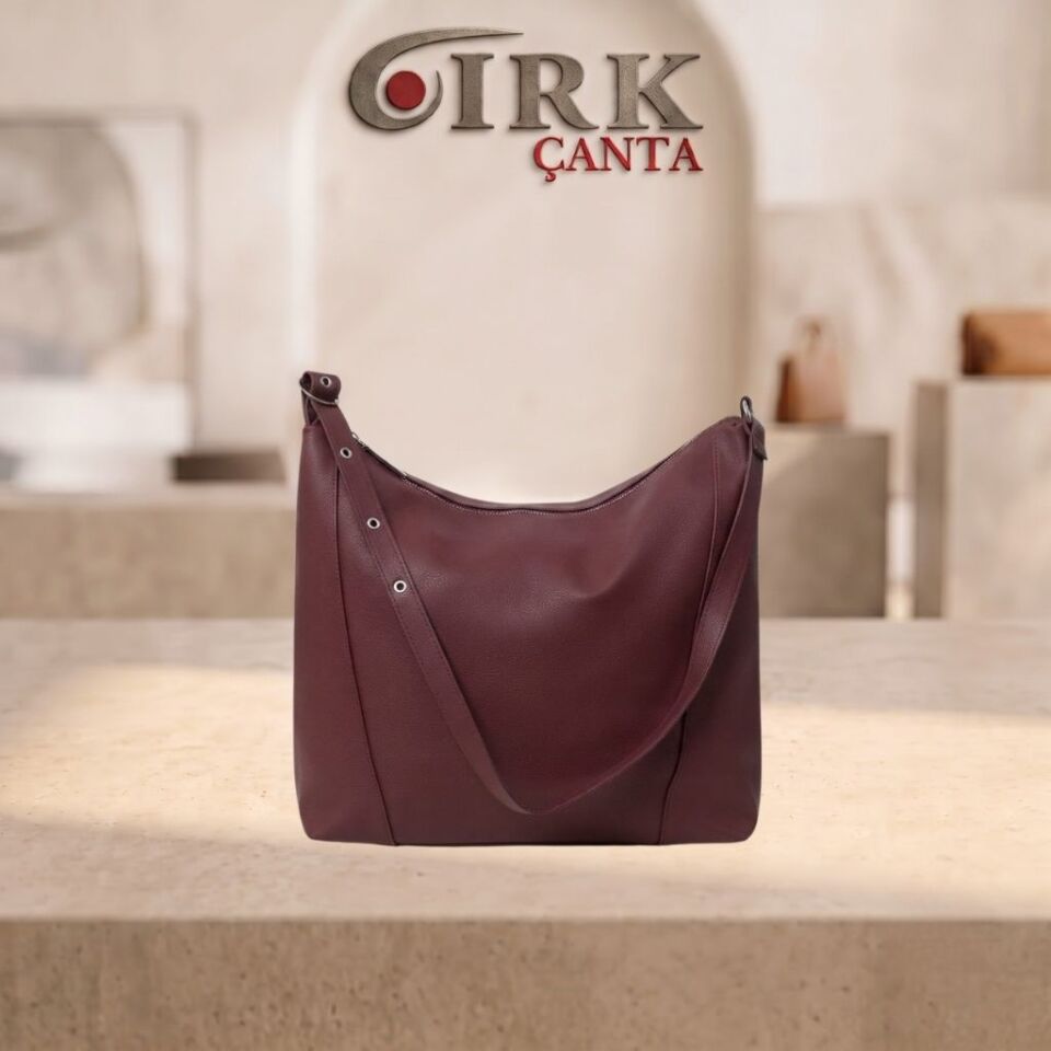 ASKI DETAYLI SALAŞ SPOR KOL ÇANTASI