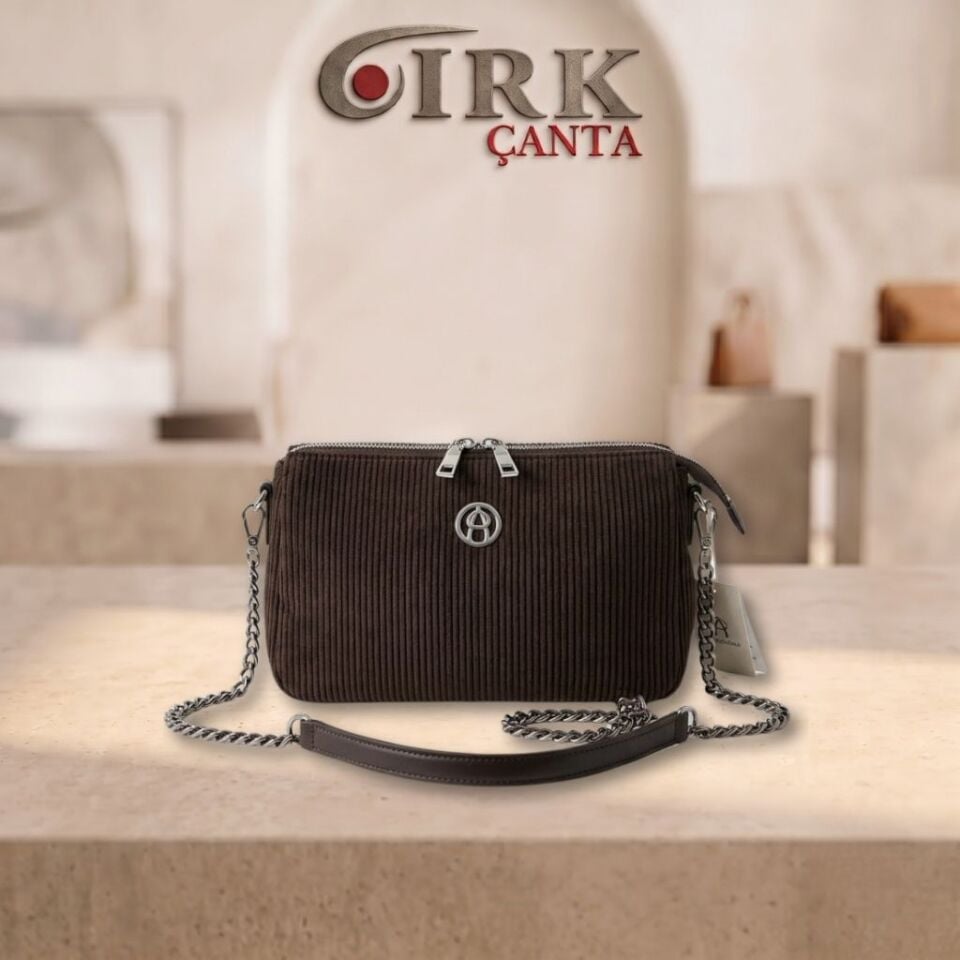 ÖN KAPAKLI METAL TOKA DETAYLI ÇAPRAZ ÇANTA